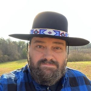 Meet your Posher, Chuck